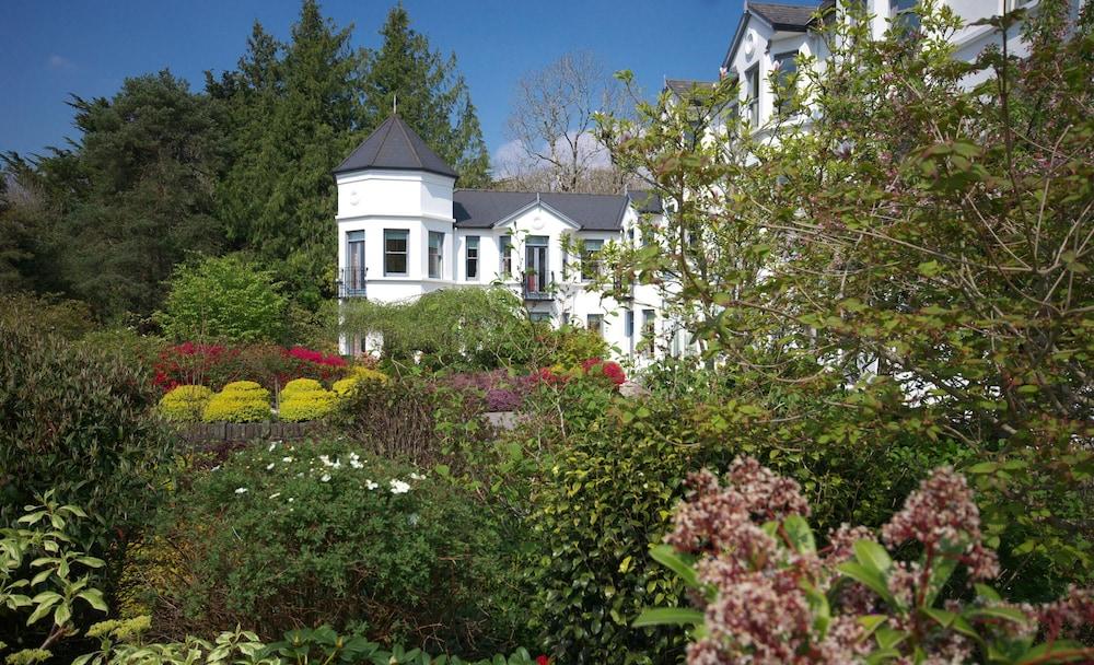 Seaview House Hotel 4*