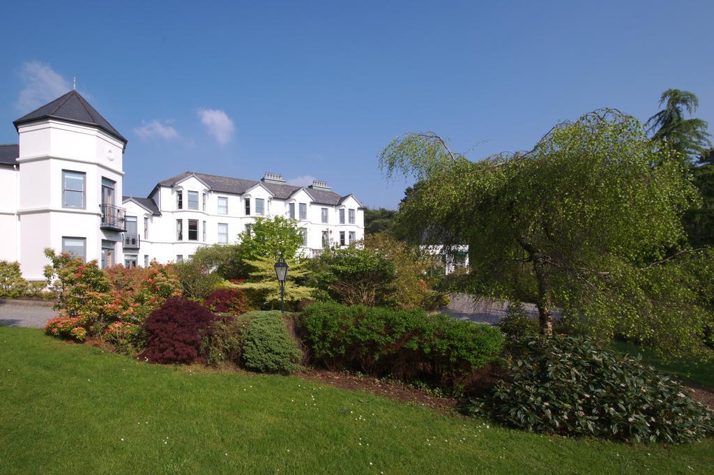 Seaview House 4*